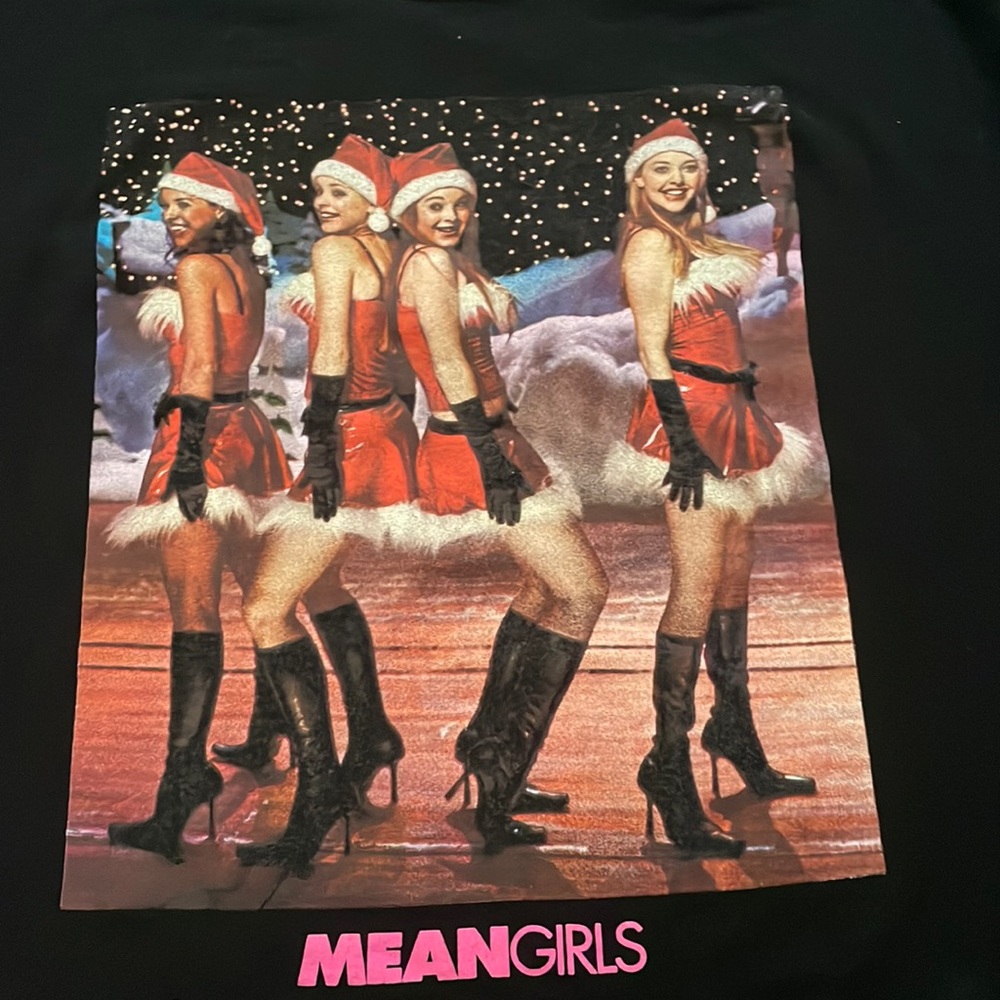 im selling this mean girls shirt.
